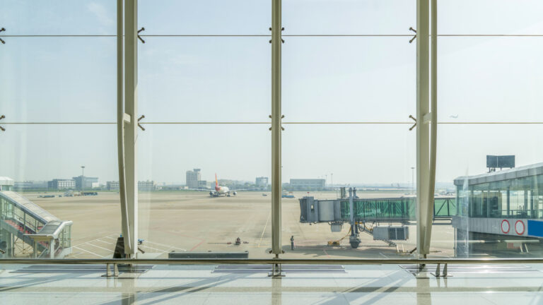 airport curtain wall
