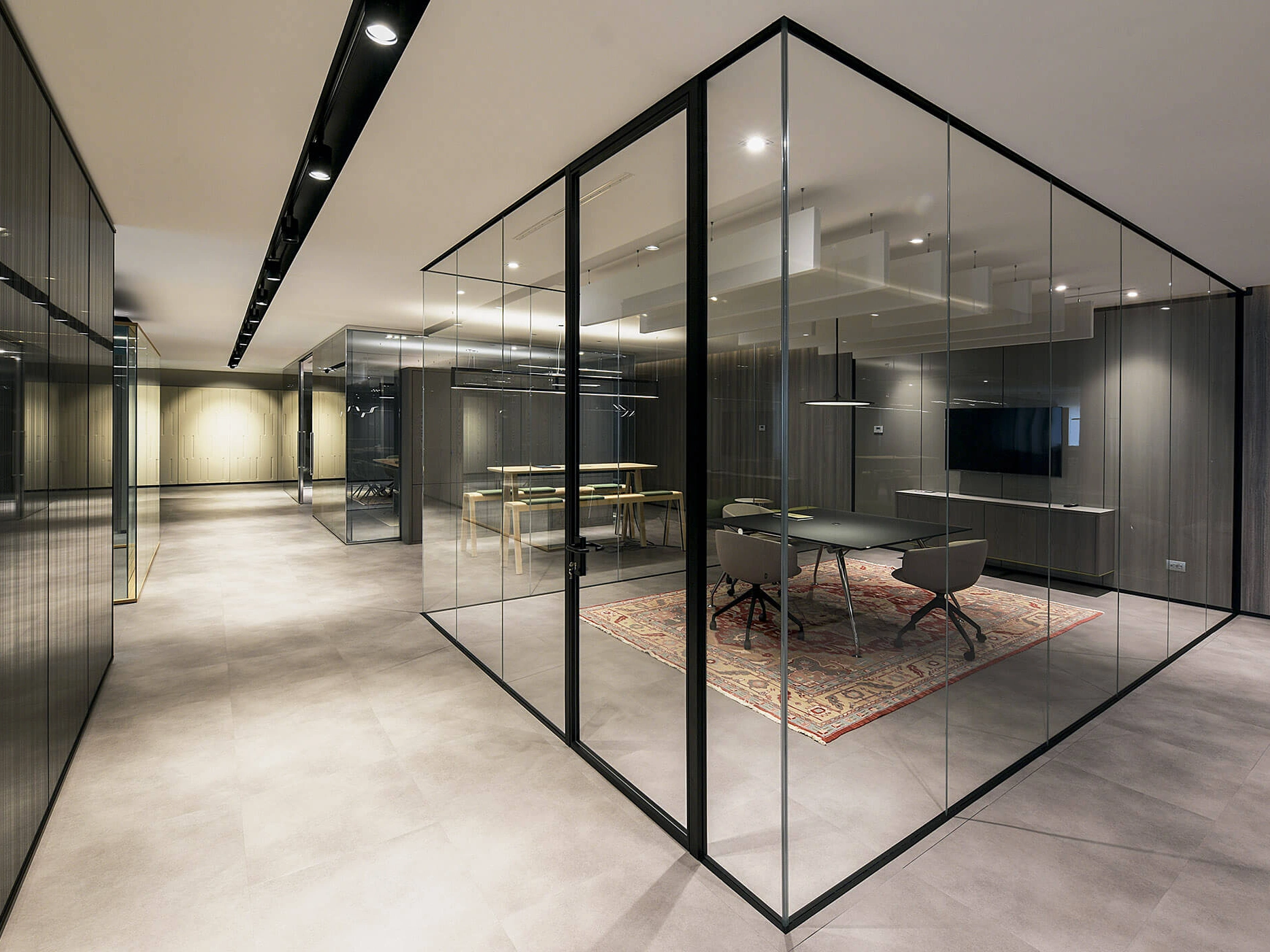 Office glass partition
