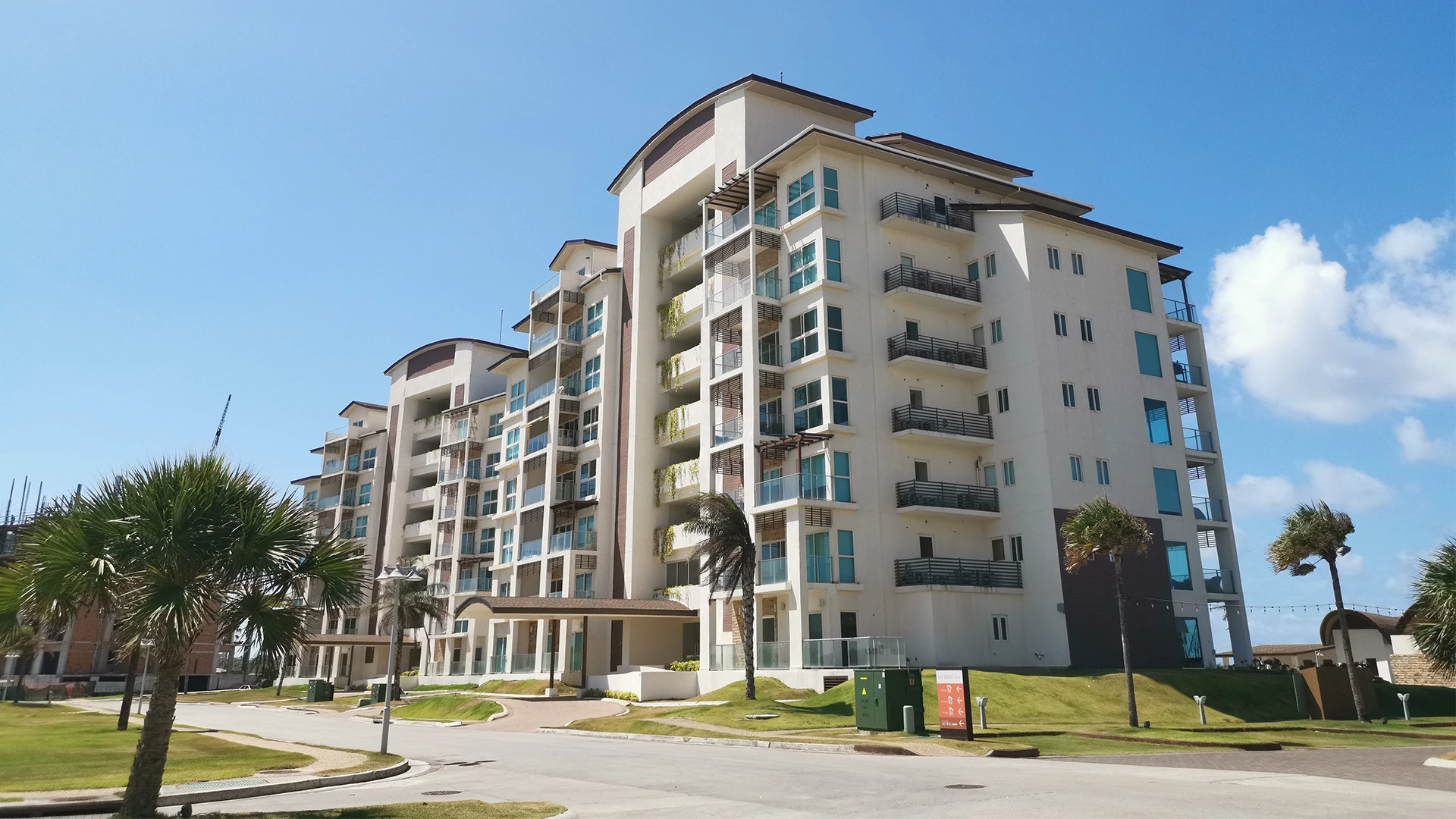 Panama apartment residential door and window project-1