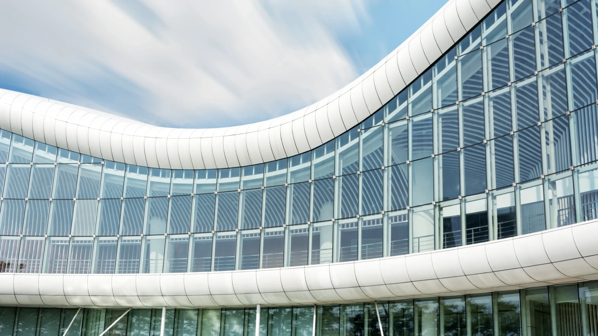 building-with-modern-curtain-wall-design